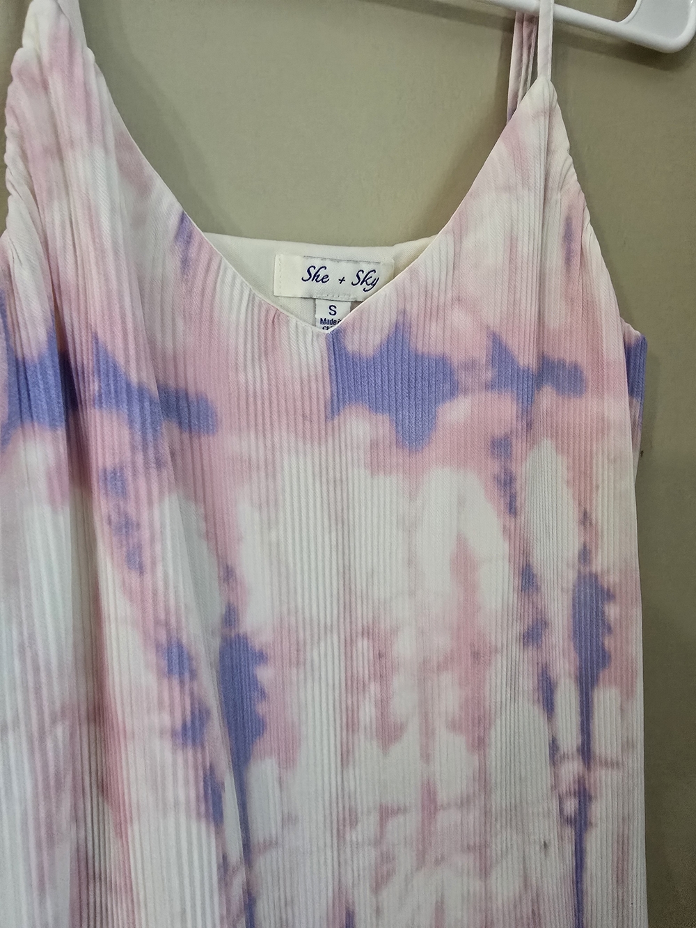 She + Sky Pink and Lavender Tie-Dye Pleated Cami Women Size S - Picture 4 of 6